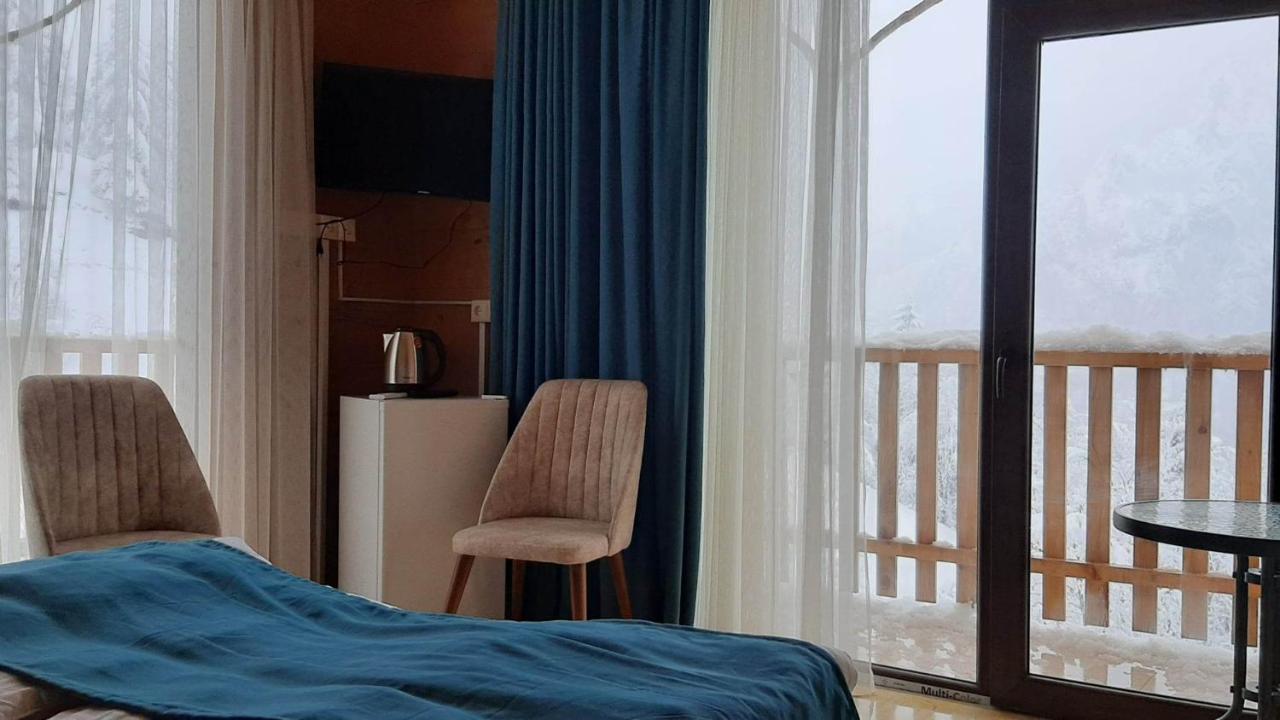 Hotel Khulo Lnn Bagian luar foto